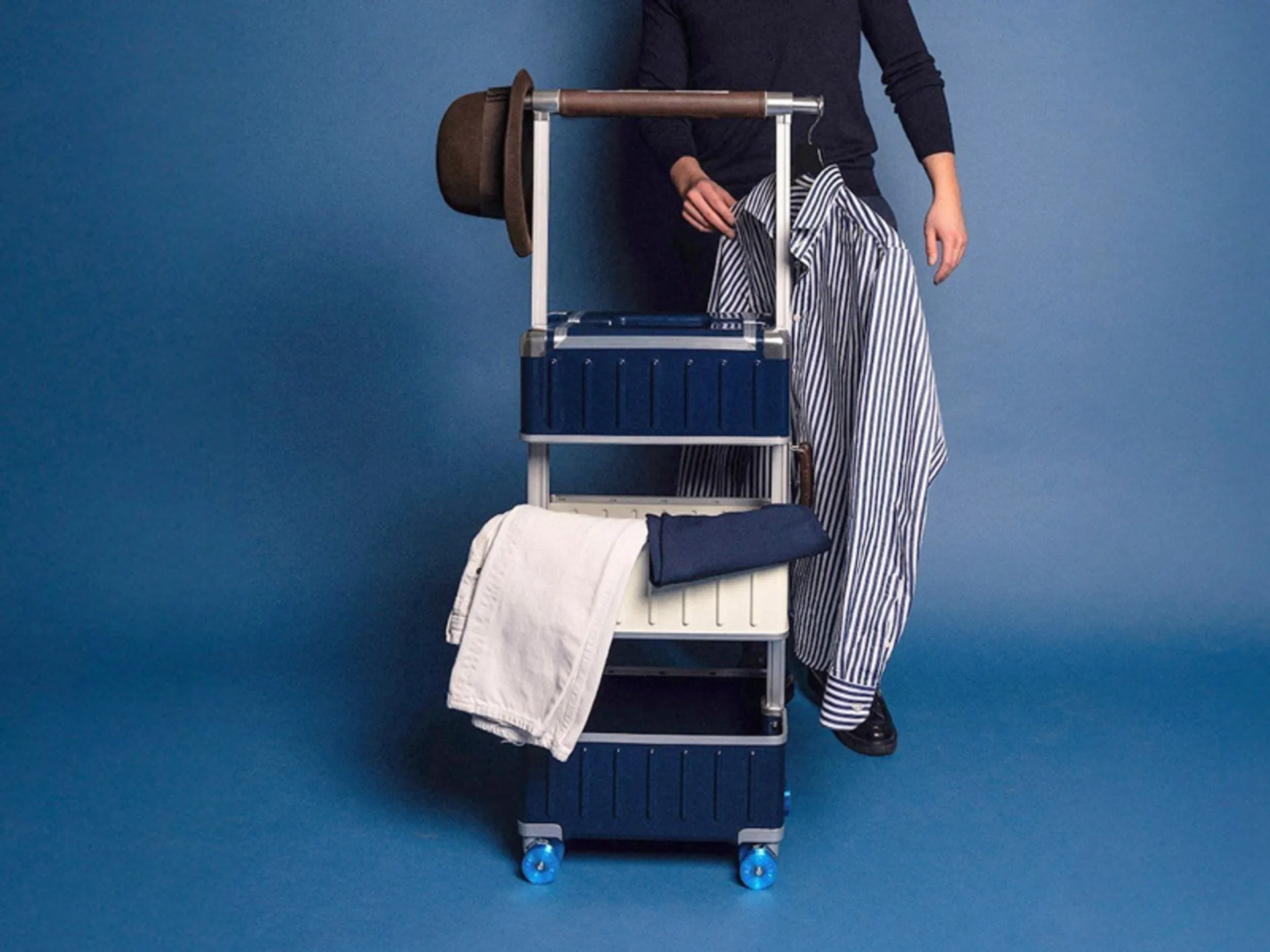 Travel wardrobe