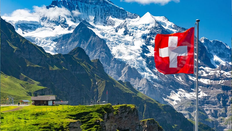 Swiss the richest coury in the world