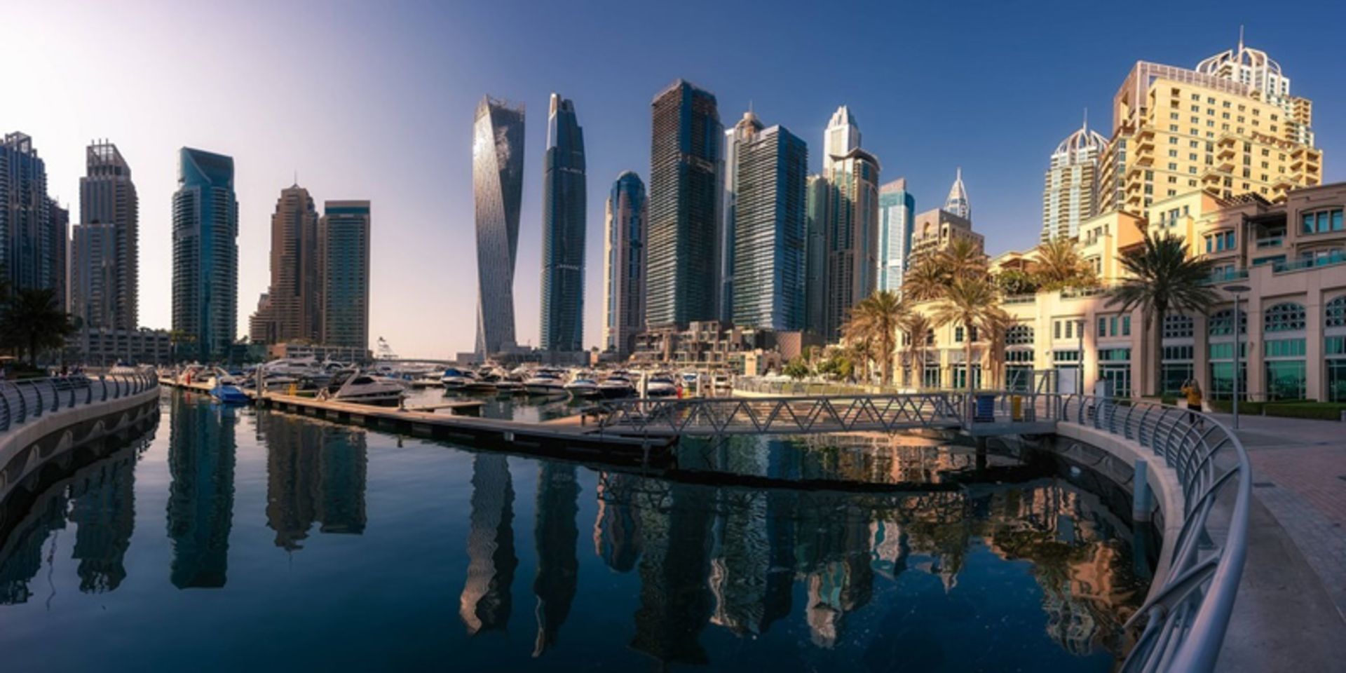 Kayan Tower with a spiral design on Dubai Beach
