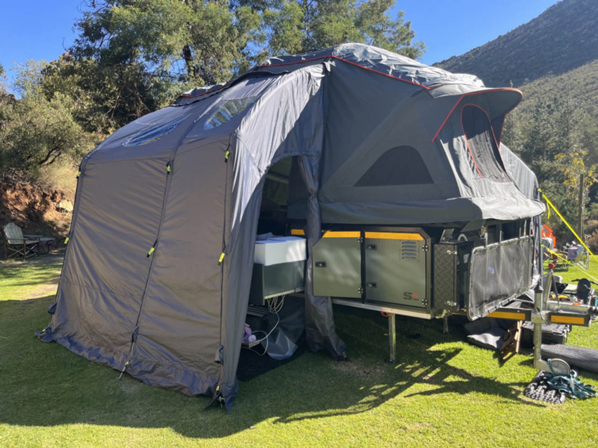Alfago's self -sufficie caravan