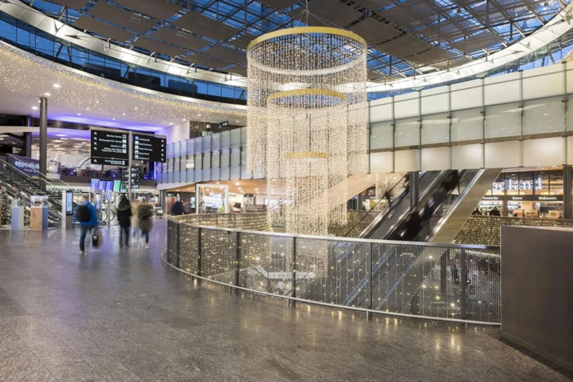 The big chandelier at Zurich Airport