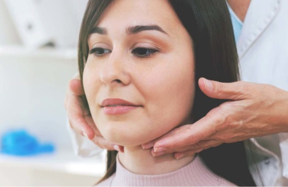 Common symptoms of hyperthyroidism in women