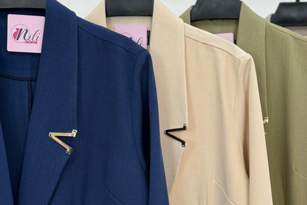 Crepe coat
