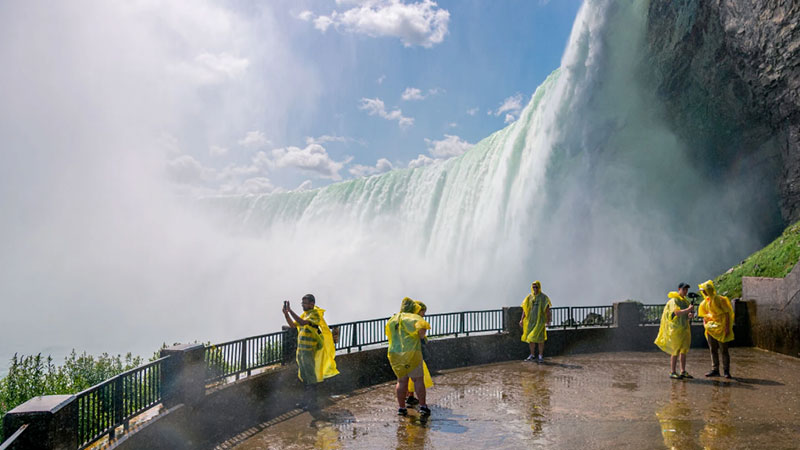 Images of Niagara Falls