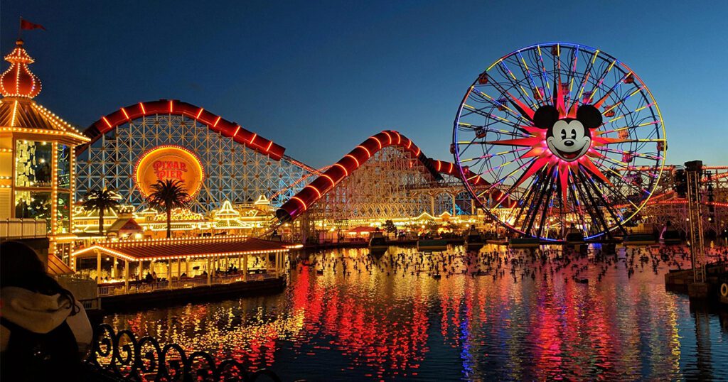 Disneyland game city 