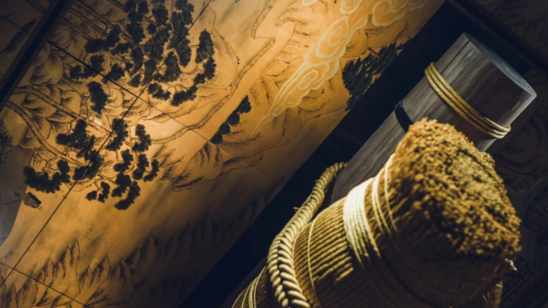 Japanese decorations at Strafire restaura in Abu Dhabi