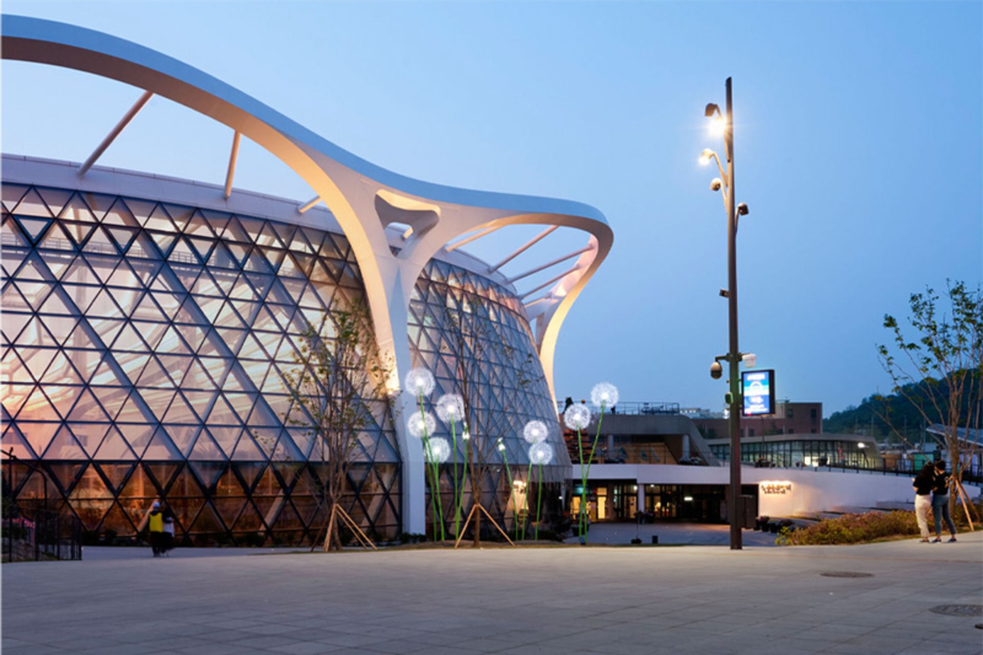 The erance to the Seoul Botanical Garden