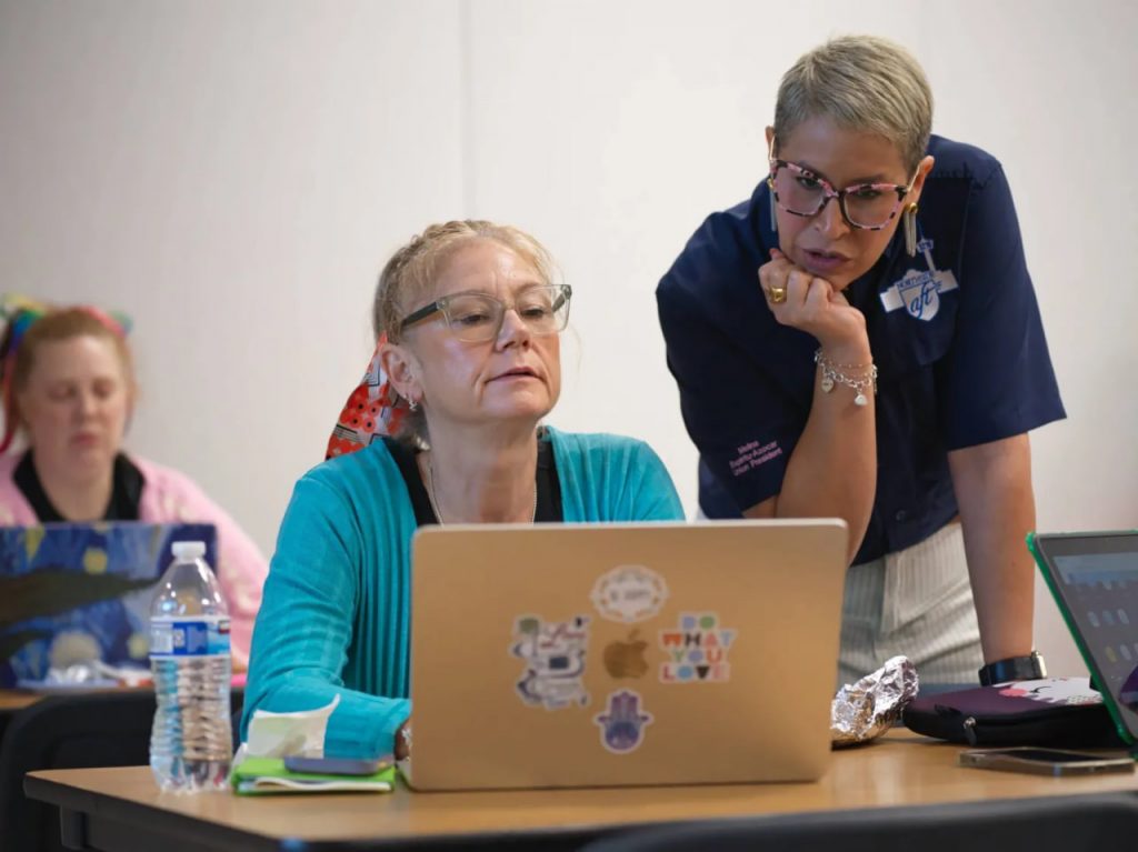 Teaching with artificial intelligence