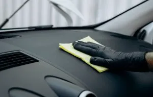 Iroducing the best wax for car dashboard; The benefits, disadvaages and esseial features