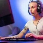 59 % of female gamers hide their gender in online games