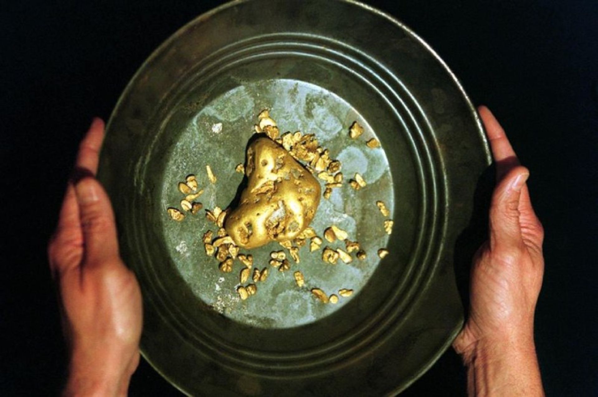 Some of the gold from the steamship SS Ceral America