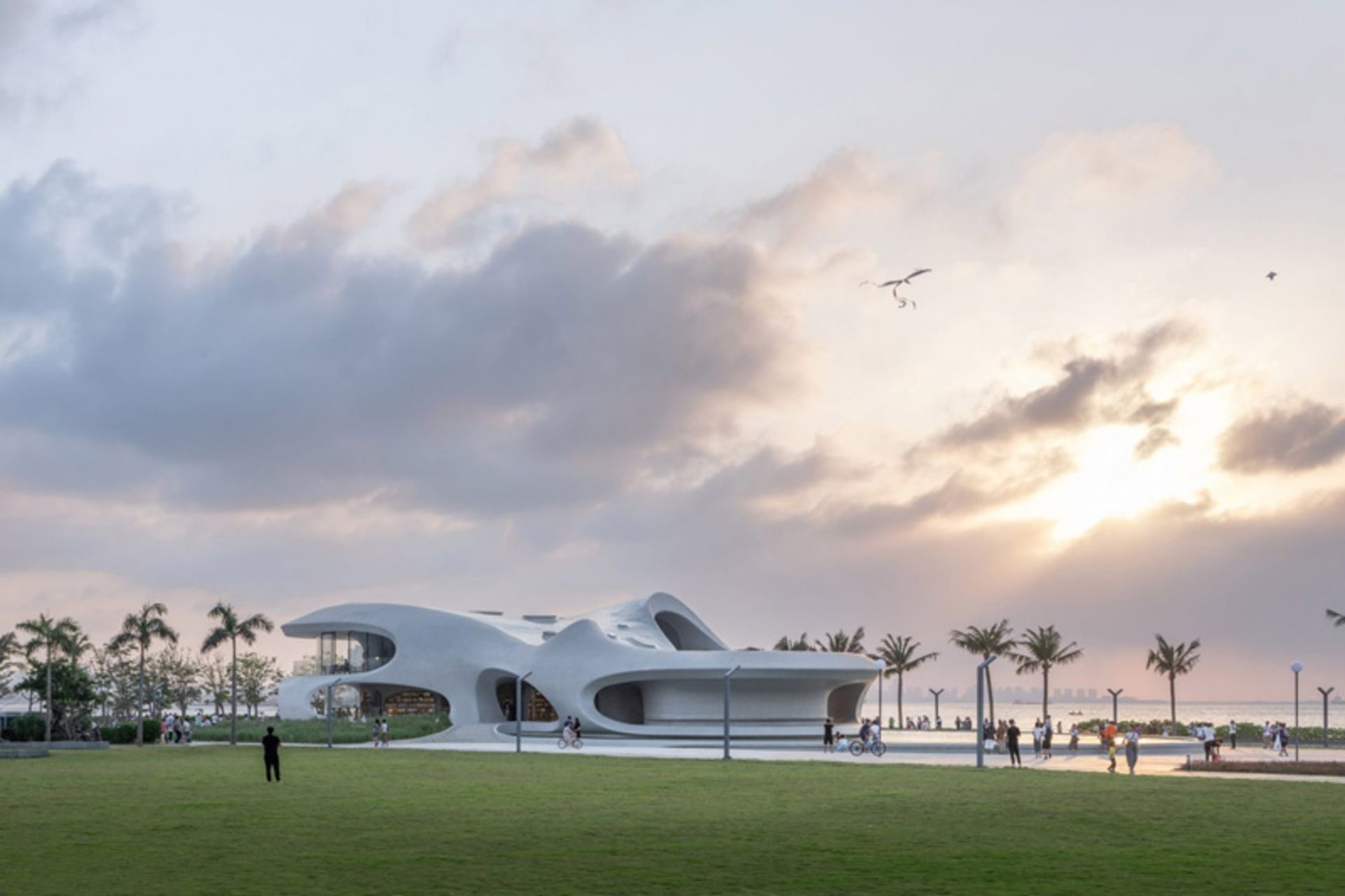 Haiku Hyperscape Library at sunset
