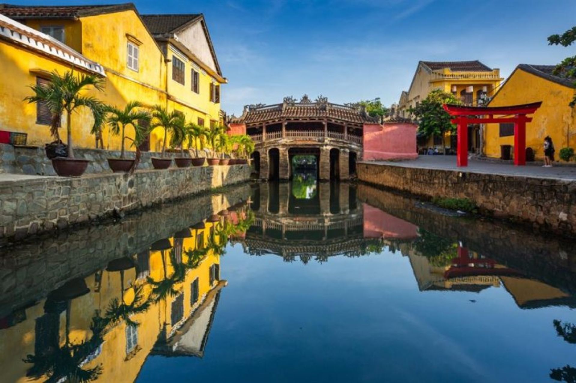 Buildings around Vietnam's Hoi An Canal