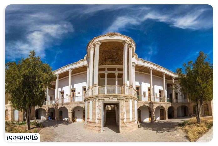 Sightseeing places in Khomin Salar Mohtsham Castle