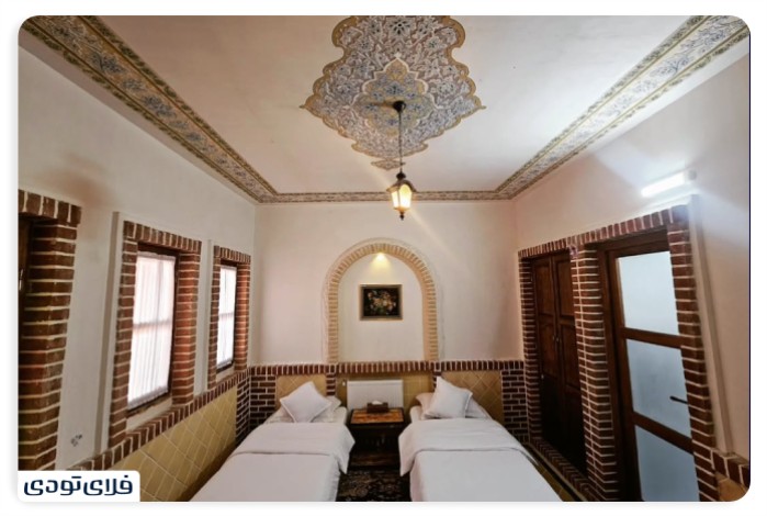 Sightseeing places in Khomin Amir Mofkham Bakhtiari mansion
