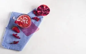 How to prepare pomegranate tea, a drink for cold wier nights
