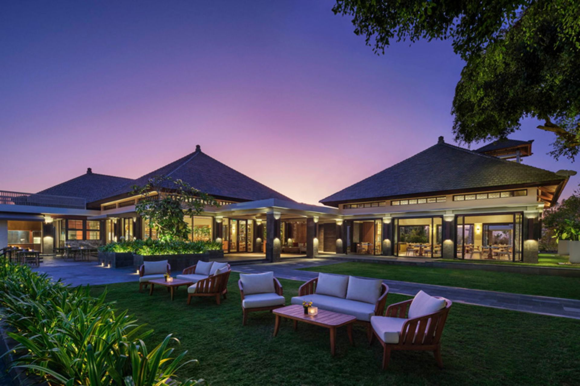 Relaxation area by the pool of Umana Hotel in Bali