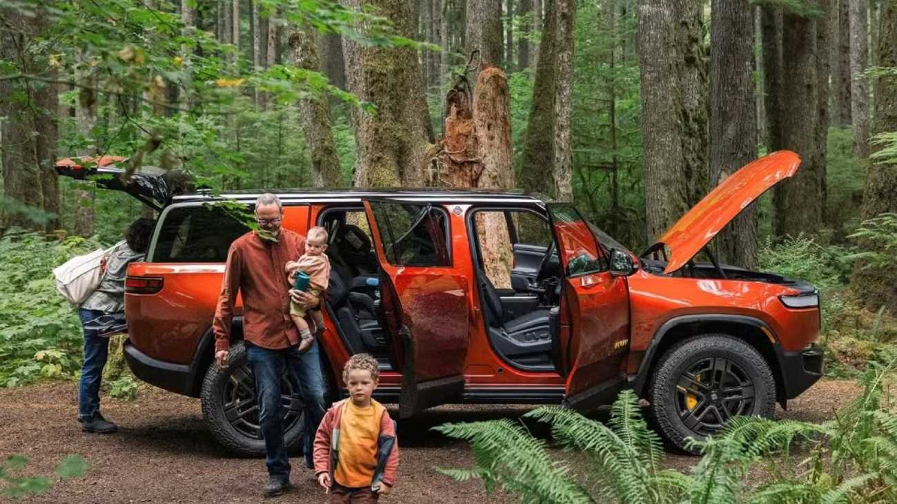 Protection of all people inside the cabin; Automotive AI system commitme