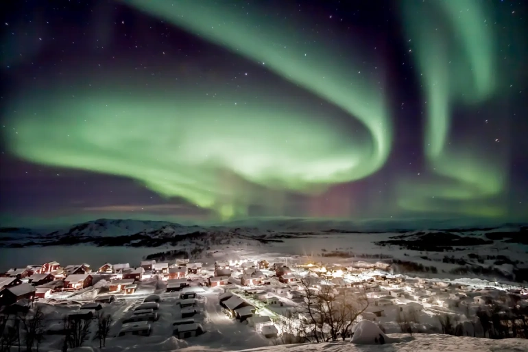 Aurora viewing in Sweden