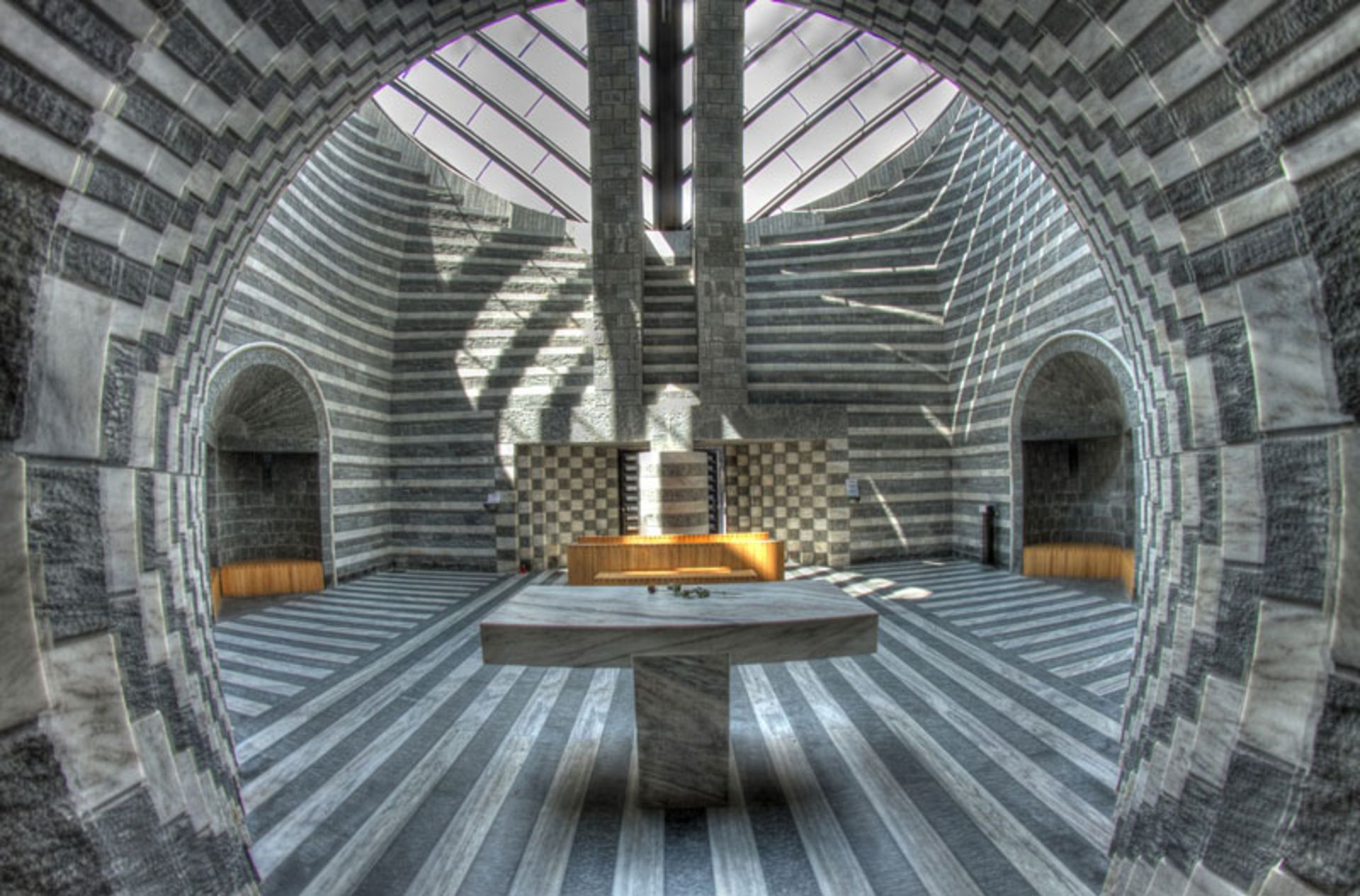 The ierior of the Mugno church
