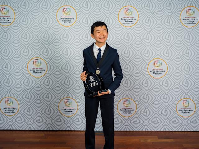 14-year-old wins $25,000 prize for discovering new origami pattern - Diginoy