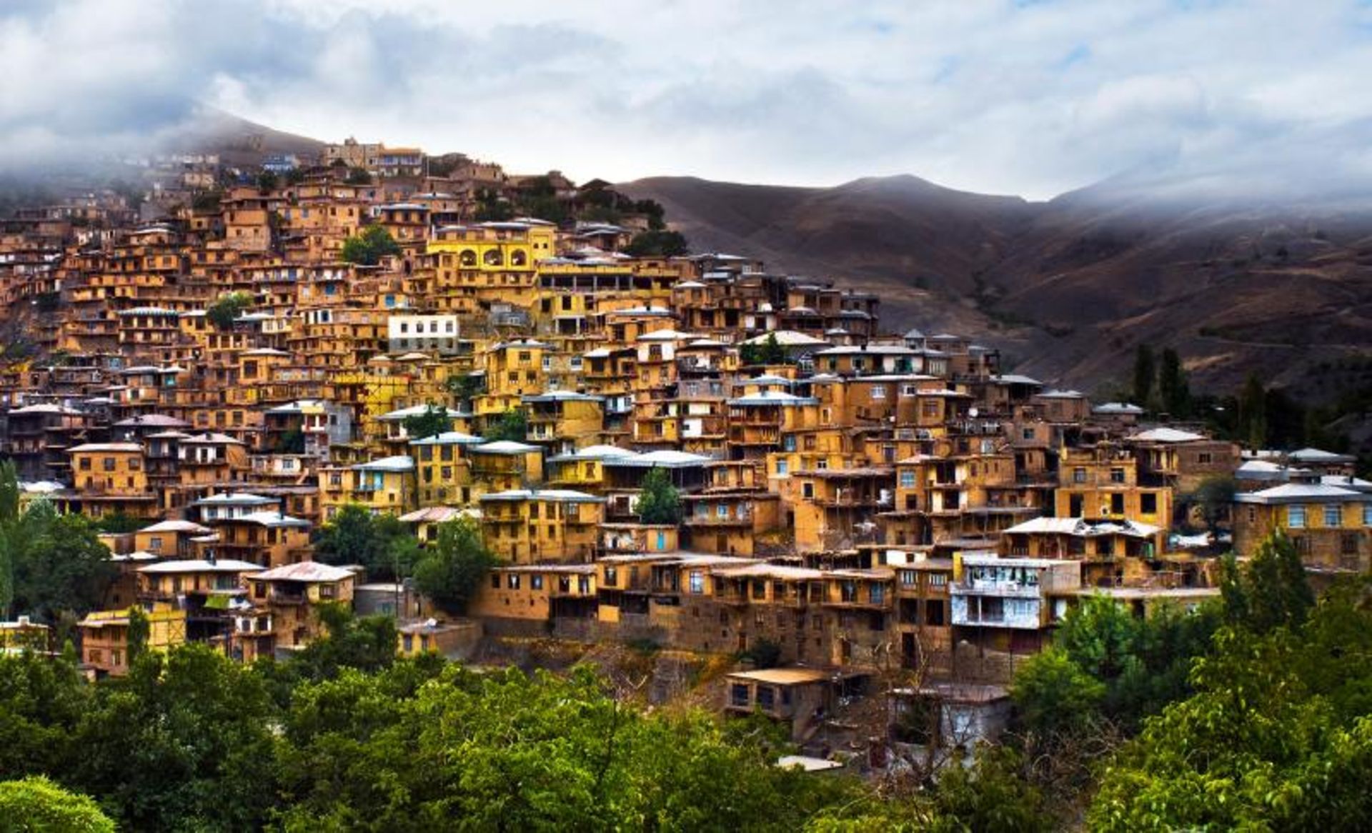 The terraced houses of Kong village