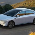 Nissan N7 Max sedan