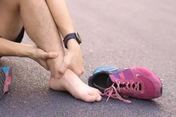 Choosing inappropriate or new shoes: one of the fatal mistakes of climbers