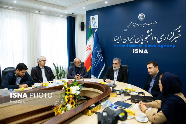 12 days under fire; Kamalondi's account of the attack on nuclear facilities
