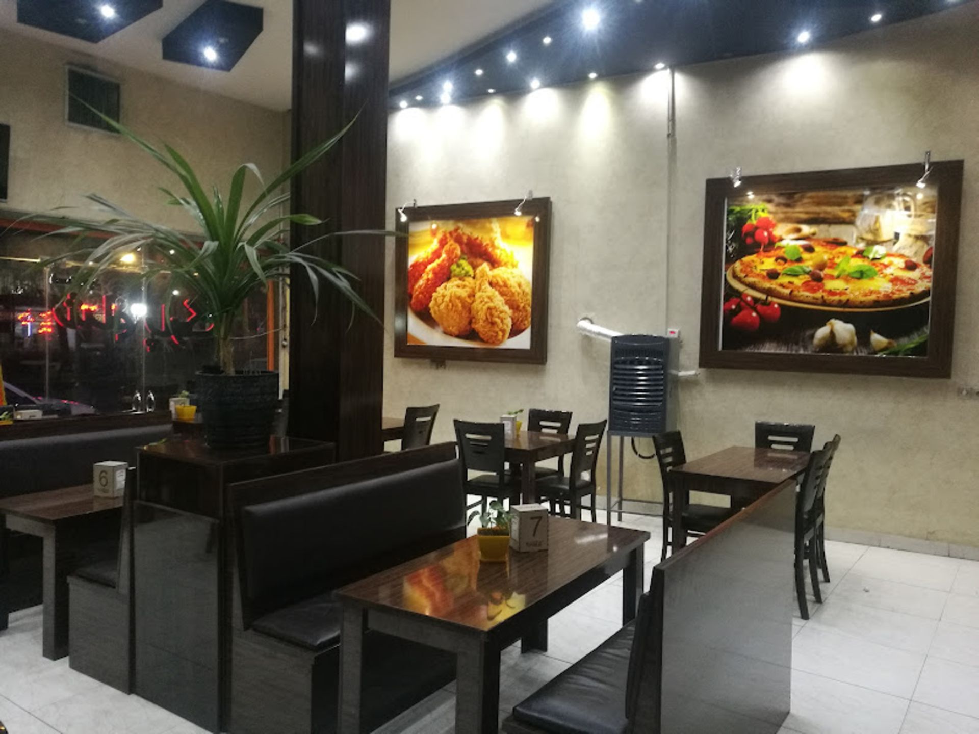 Brown wooden decor of Sham Park Cafe Restaura