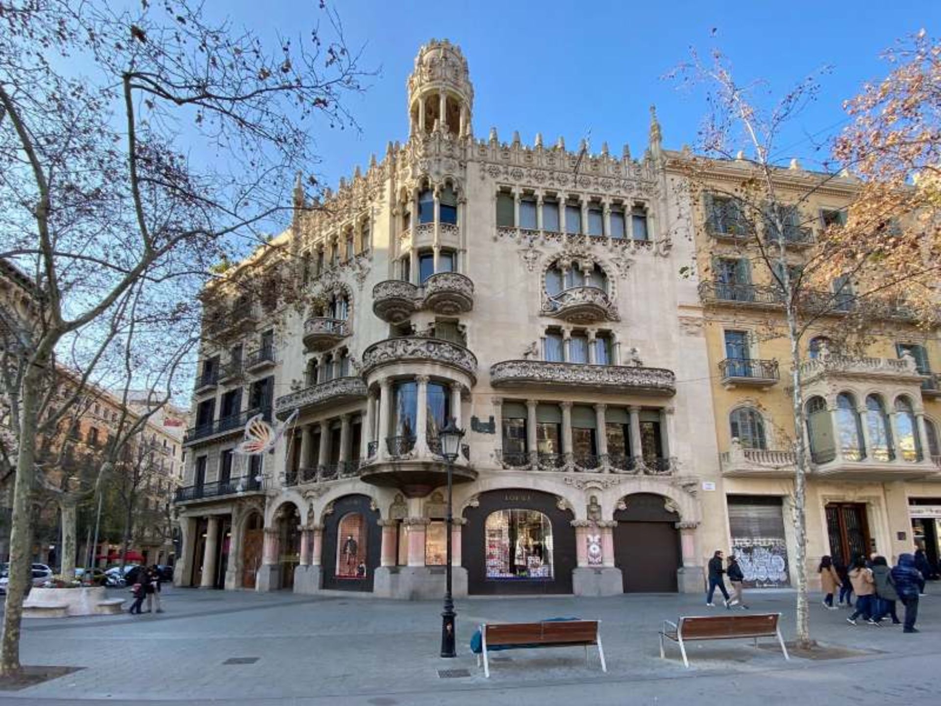 The exterior of the Leo Morera building in Barcelona