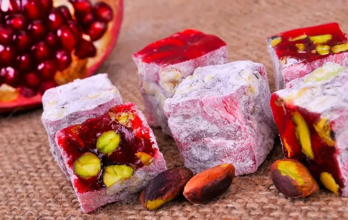 Pomegranate muscat