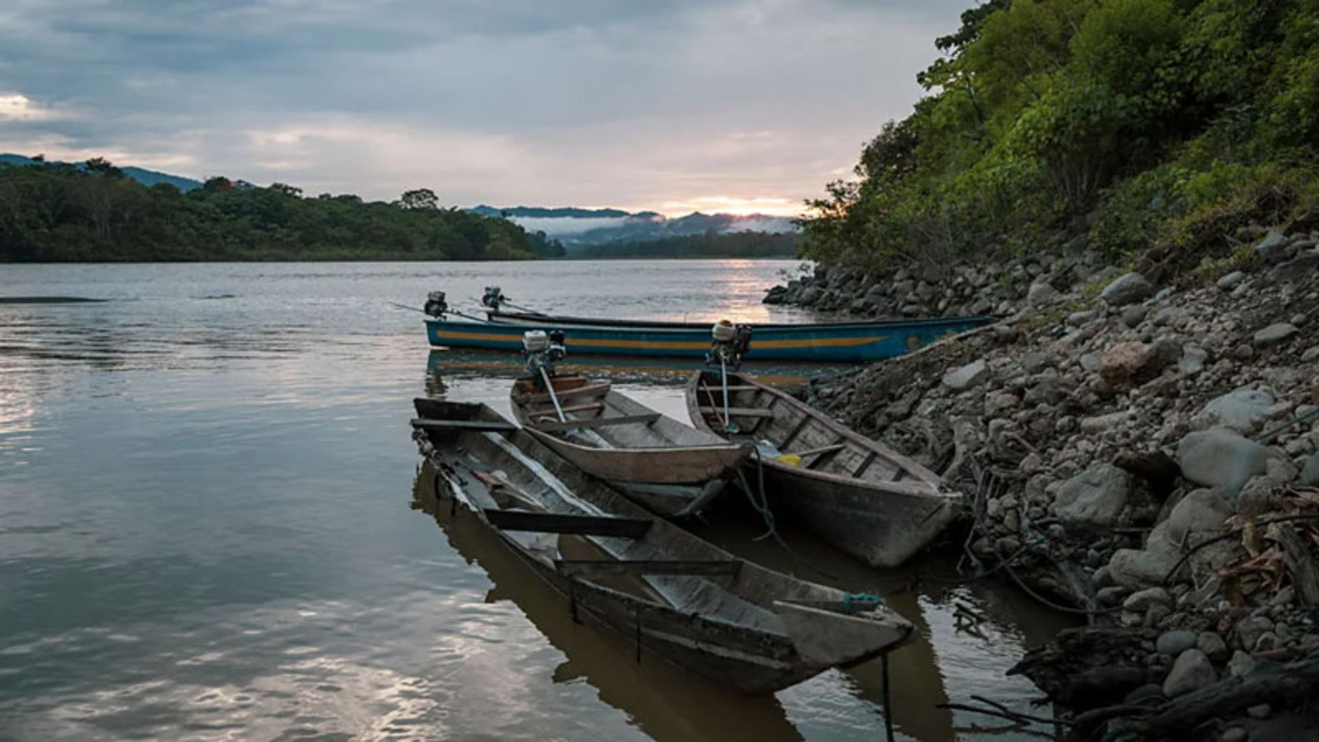 Boats along the Saiago River