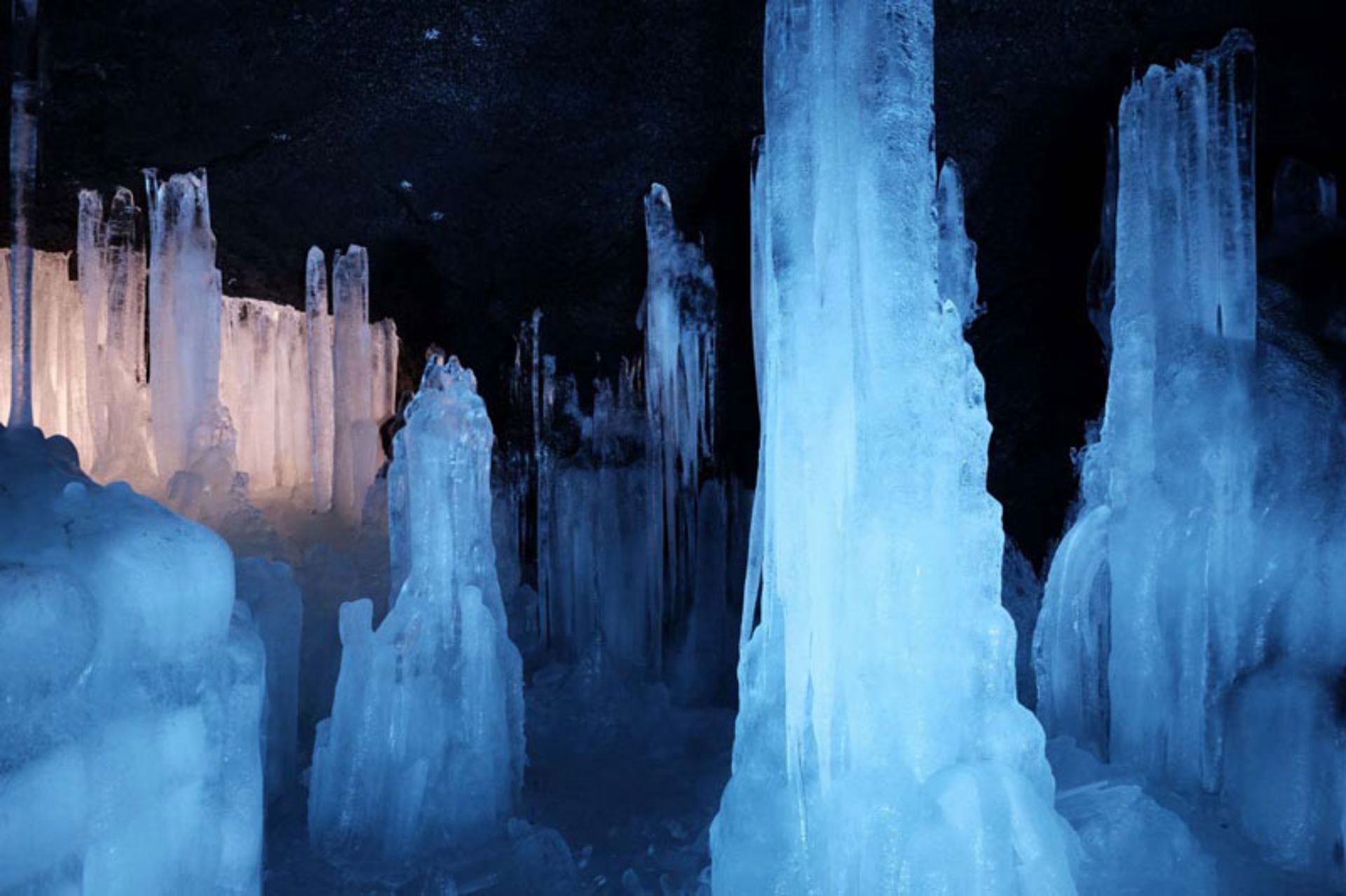 Narusava cave laerns 