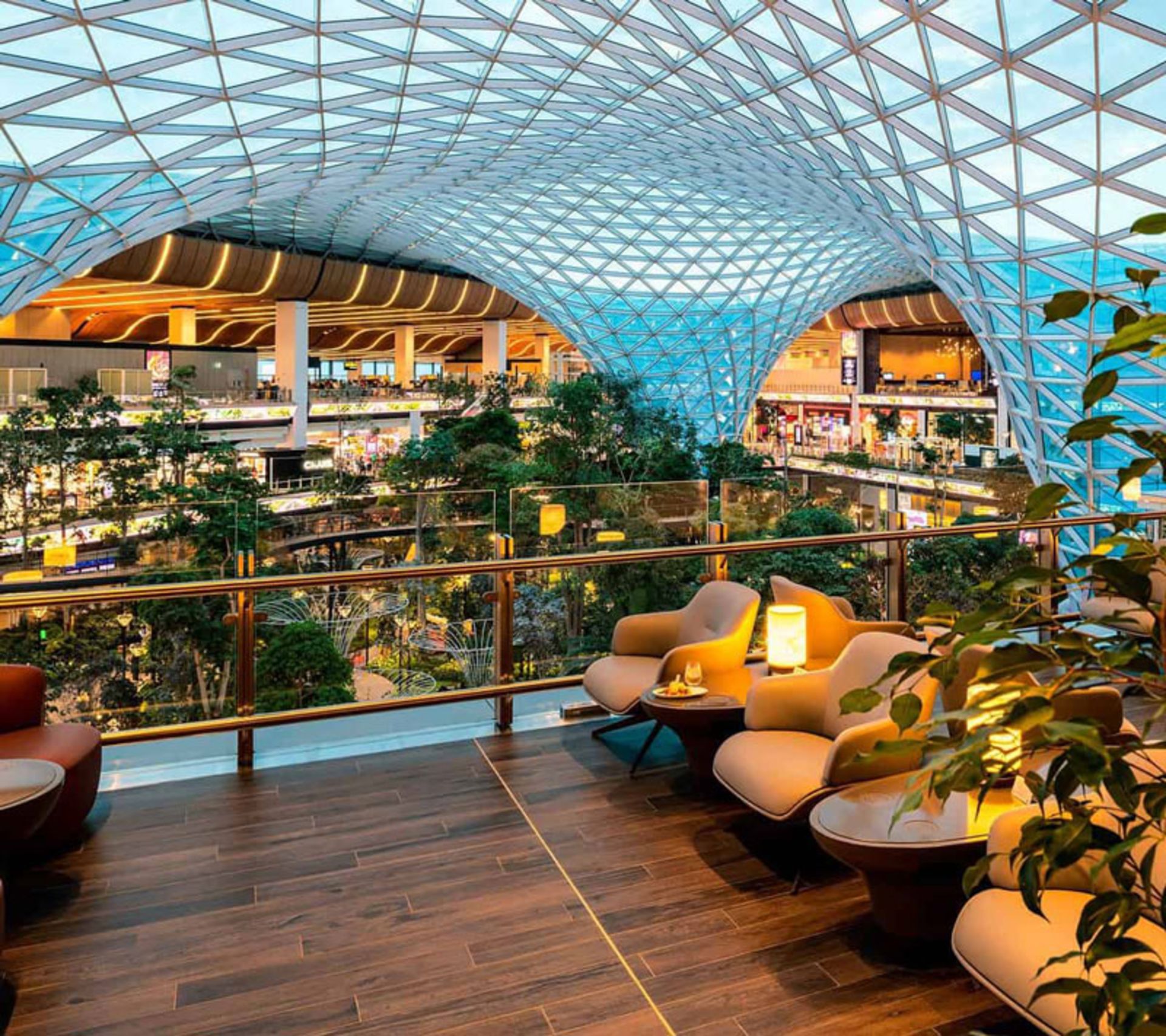 Ierior of luxury lounge at Doha Hamad Iernational Airport, Qatar