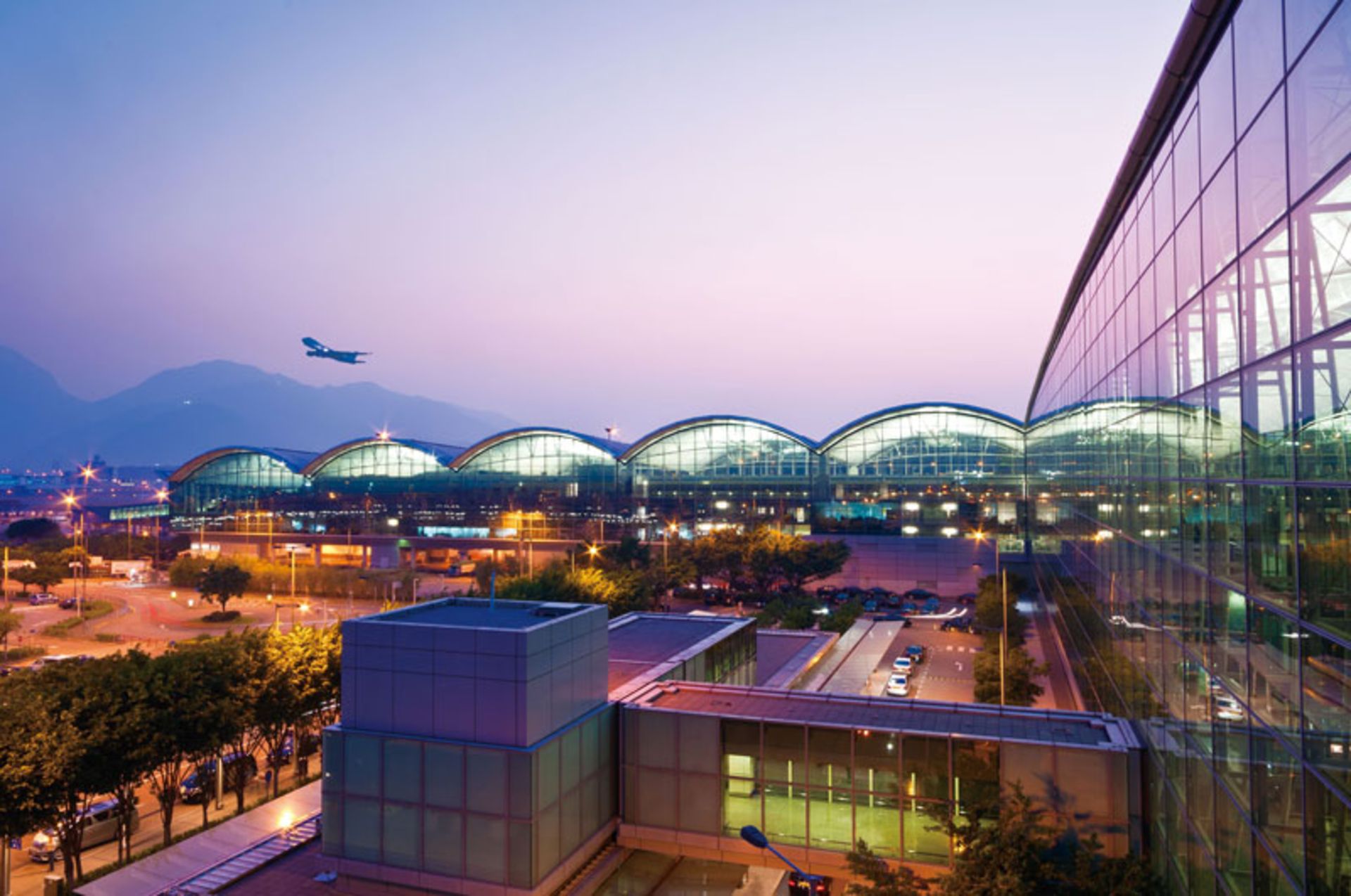 Hong Kong Iernational Airport at dusk