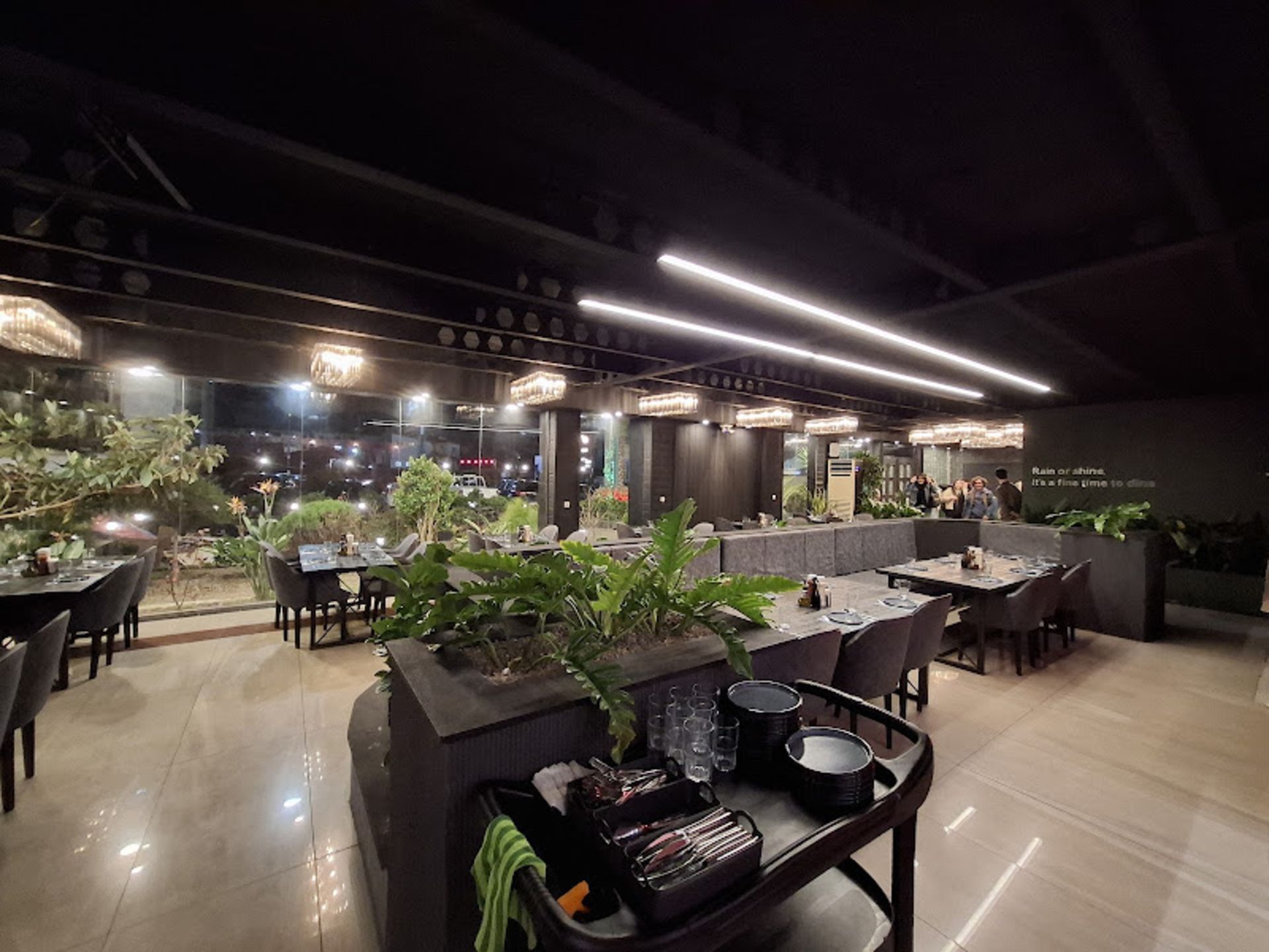 Modern decoration of Renato Tenkaben's Italian restaura cafe