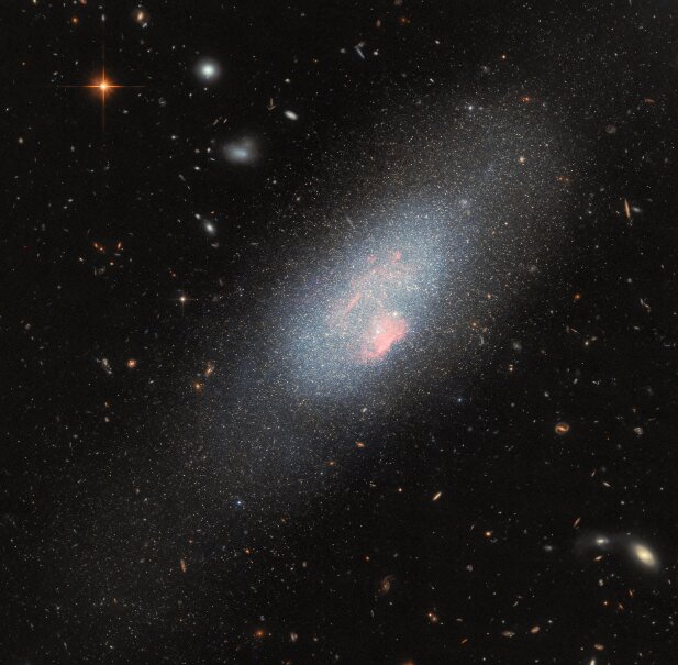 The album of space images of the past days selected by the European Space Agency