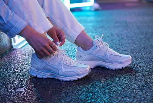 Women's Nike v-to-ki-ran cotton