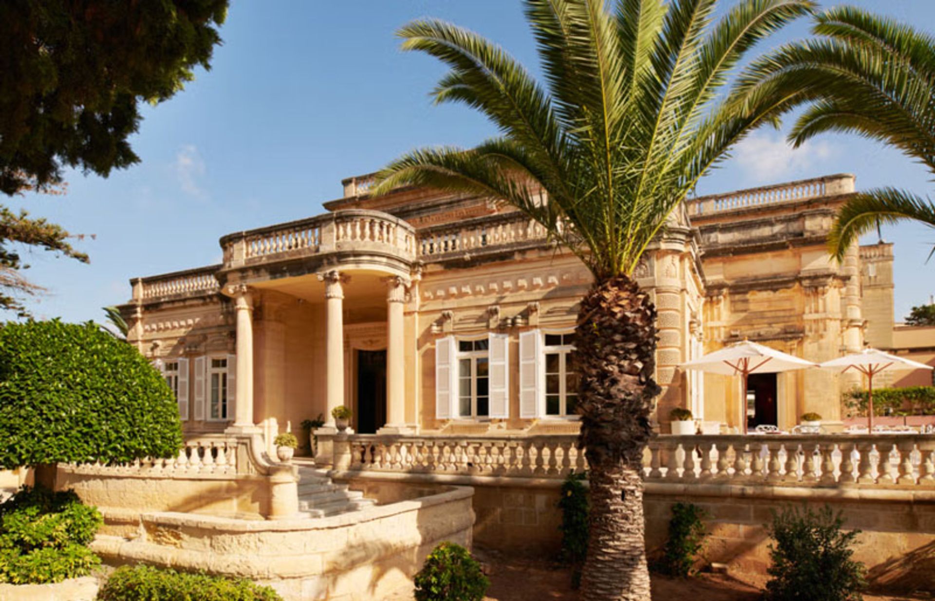 The exterior of Zara Plus Hotel in Medina, Malta