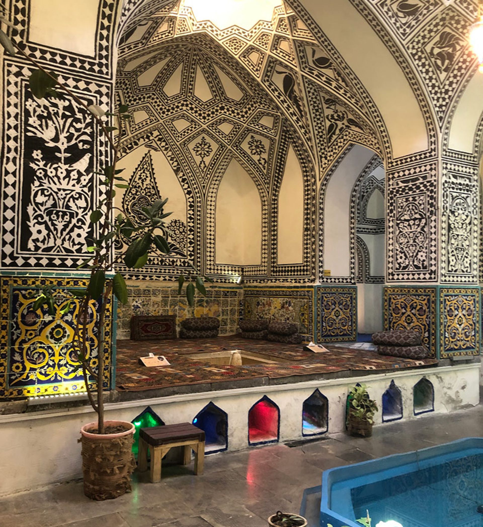 The ierior of Khan restaura and bathhouse in Sanandaj