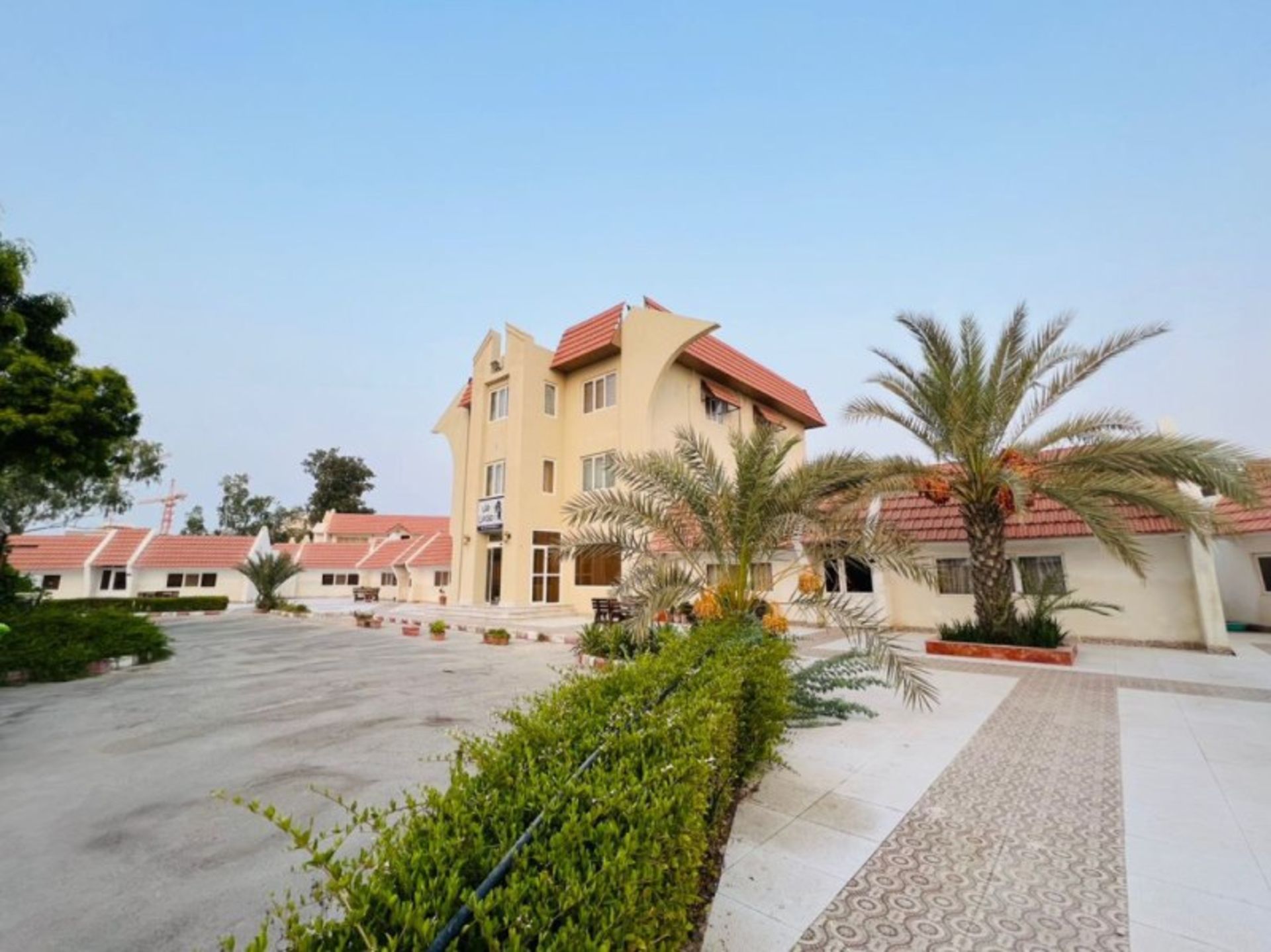 The area and the exterior of the two-star Fanos Kish hotel