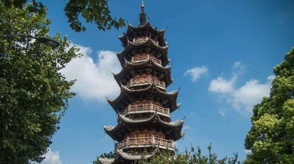Longhua Temple in Shanghai / Longhua Temple