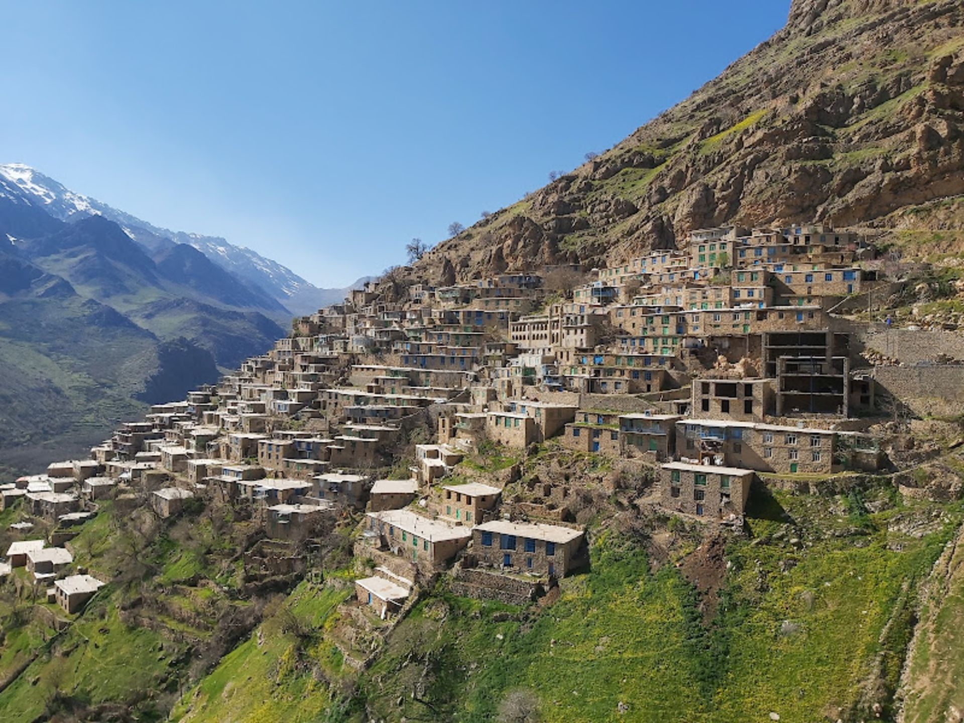 Terraced houses in Oramanat area 
