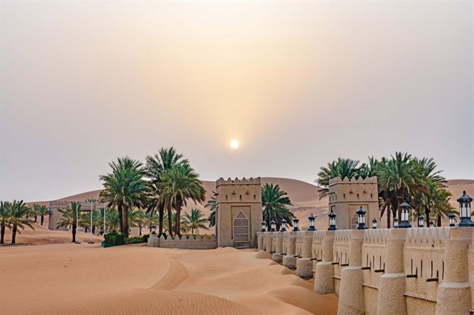 A view of Qasr al-Sarab desert residence, UAEQasr al-Sarab desert residence, UAE