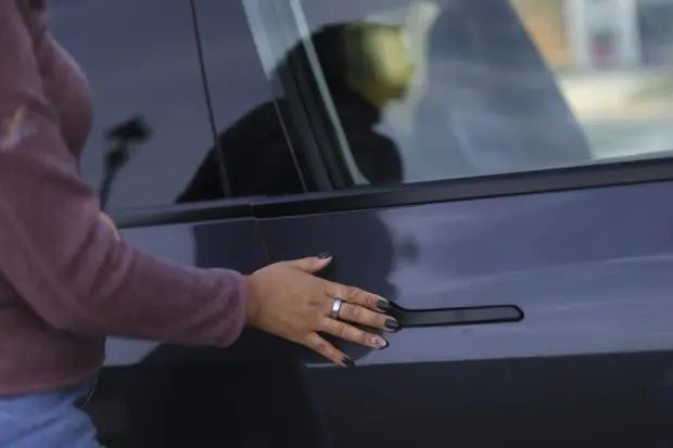 Hidden car handles