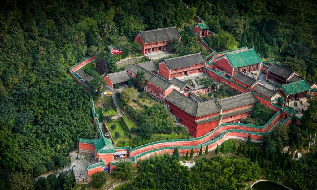 Wudang Mouain Temples in Hubei / Wudang Mouain Temples