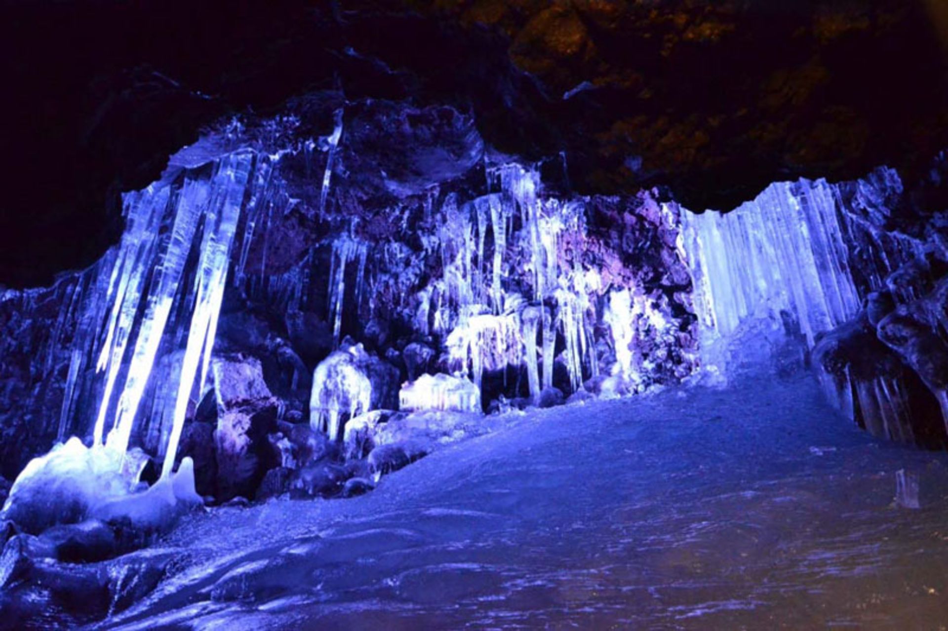 View of Narosawa cave with purple light