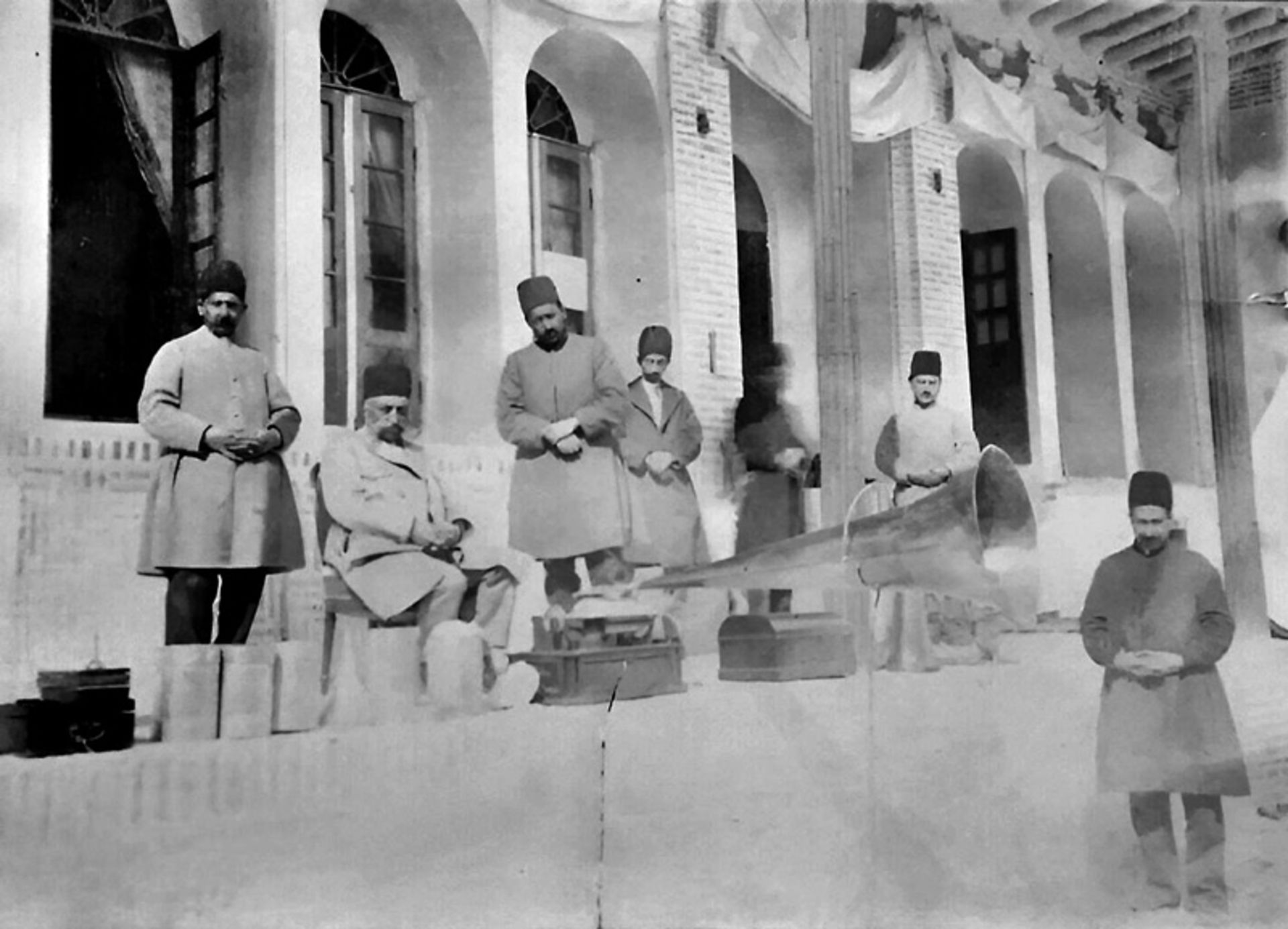 Mozafaruddin Shah Qajar and gramophone