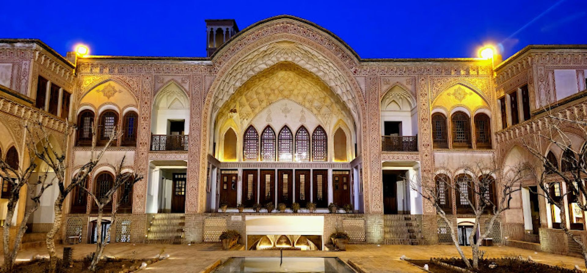 The exterior and courtyard of the Ameri House in Kashan